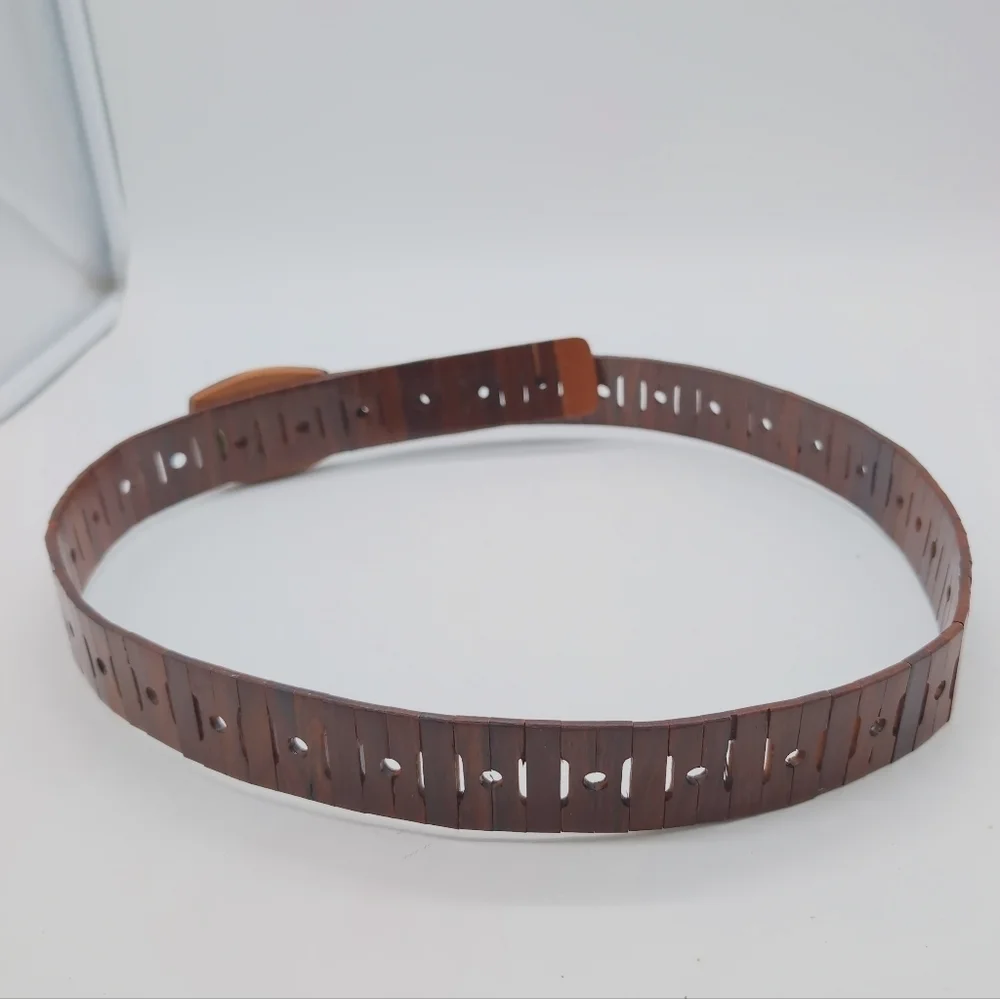 Vintage Elegant Brown Wooden Belt Round Hole 43 In